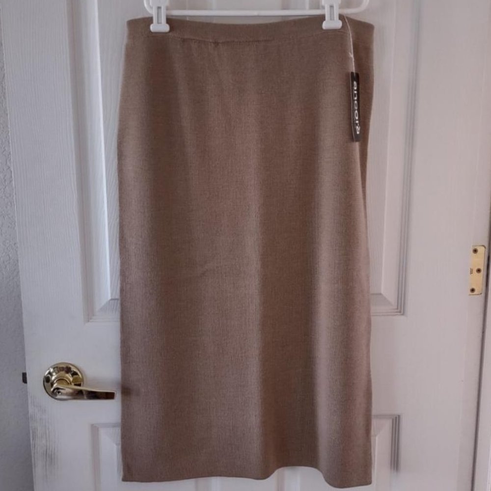 Ladies Ancora Camel Pencil Skirt Size XL Acrylic Wool XL